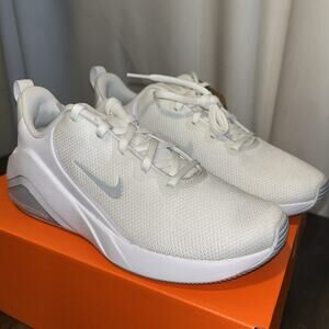 NEW Nike AIR ZOOM BELLA 7 White/Pure Platinum US Sizes 6.5 NIB Training Cross Fi